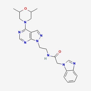 molecular formula C22H26N8O2 B3001224 2-(1H-benzo[d]imidazol-1-yl)-N-(2-(4-(2,6-dimethylmorpholino)-1H-pyrazolo[3,4-d]pyrimidin-1-yl)ethyl)acetamide CAS No. 1211099-02-3