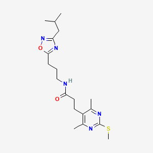 3-[4,6-dimethyl-2-(methylsulfanyl)pyrimidin-5-yl]-N-{3-[3-(2-methylpropyl)-1,2,4-oxadiazol-5-yl]propyl}propanamide
