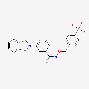 (Z)-{1-[3-(2,3-dihydro-1H-isoindol-2-yl)phenyl]ethylidene}({[4-(trifluoromethyl)phenyl]methoxy})amine