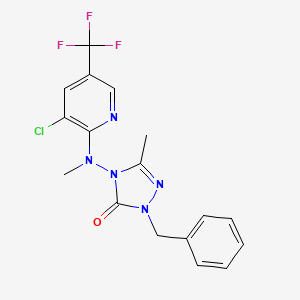 molecular formula C17H15ClF3N5O B3009339 2-苄基-4-[[3-氯-5-(三氟甲基)-2-吡啶基](甲基)氨基]-5-甲基-2,4-二氢-3H-1,2,4-三唑-3-酮 CAS No. 860789-07-7