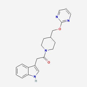 molecular formula C20H22N4O2 B3011806 2-(1H-Indol-3-yl)-1-[4-(pyrimidin-2-yloxymethyl)piperidin-1-yl]ethanone CAS No. 2379983-97-6