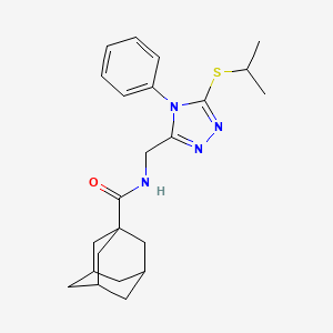 molecular formula C23H30N4OS B3012456 N-{[4-phenyl-5-(propan-2-ylsulfanyl)-4H-1,2,4-triazol-3-yl]methyl}adamantane-1-carboxamide CAS No. 476452-22-9