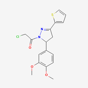 2-chloro-1-[5-(3,4-dimethoxyphenyl)-3-(thiophen-2-yl)-4,5-dihydro-1H-pyrazol-1-yl]ethan-1-one