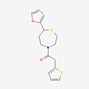 molecular formula C15H17NO2S2 B3013606 1-(7-(Furan-2-yl)-1,4-thiazepan-4-yl)-2-(thiophen-2-yl)ethanone CAS No. 1795483-45-2