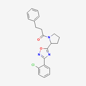 3-(2-Chlorophenyl)-5-[1-(3-phenylpropanoyl)pyrrolidin-2-yl]-1,2,4-oxadiazole