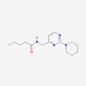 molecular formula C15H24N4O B3017421 N-((2-(piperidin-1-yl)pyrimidin-4-yl)methyl)pentanamide CAS No. 1797224-24-8