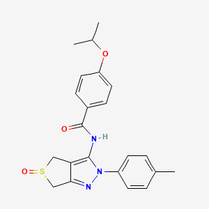 B3020560 4-isopropoxy-N-[2-(4-methylphenyl)-5-oxido-2,6-dihydro-4H-thieno[3,4-c]pyrazol-3-yl]benzamide CAS No. 958961-49-4