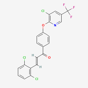 (E)-1-[4-[3-chloro-5-(trifluoromethyl)pyridin-2-yl]oxyphenyl]-3-(2,6-dichlorophenyl)prop-2-en-1-one