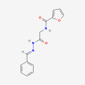 molecular formula C14H13N3O3 B3020896 (E)-N-(2-(2-benzylidenehydrazinyl)-2-oxoethyl)furan-2-carboxamide CAS No. 324014-13-3