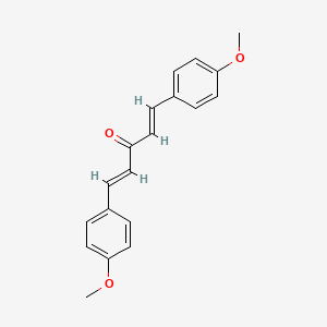 molecular formula C19H18O3 B3021044 (1E,4E)-1,5-bis(4-methoxyphenyl)penta-1,4-dien-3-one CAS No. 37951-12-5
