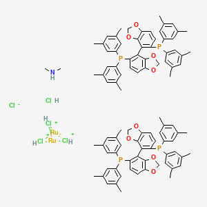 Dimethylammonium dichlorotri(mu-chloro)bis{(R)-(+)-5,5'-bis[di(3,5-xylyl)phosphino]-4,4'-bi-1,3-benzodioxole}diruthenate(II)
