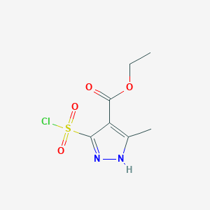 molecular formula C7H9ClN2O4S B3097081 ethyl 5-(chlorosulfonyl)-3-methyl-1H-pyrazole-4-carboxylate CAS No. 1299471-28-5
