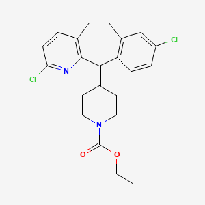 molecular formula C22H22Cl2N2O2 B3108462 Ethyl 4-(5,13-dichloro-4-azatricyclo[9.4.0.03,8]pentadeca-1(11),3(8),4,6,12,14-hexaen-2-ylidene)piperidine-1-carboxylate CAS No. 165739-64-0