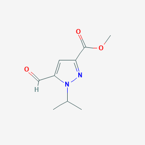 molecular formula C9H12N2O3 B3147222 methyl 5-formyl-1-isopropyl-1H-pyrazole-3-carboxylate CAS No. 617709-79-2