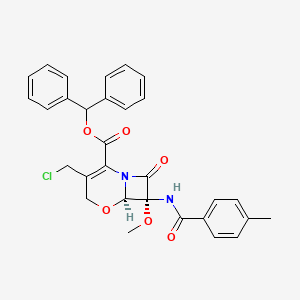 (6R,7R)-3-Chloromethyl-7-methoxy-8-oxo-7-(p-toluoylamino)-5-oxa-1-azabicyclo[4.2.0]oct-2-ene-2-carboxylic acid diphenylmethyl ester