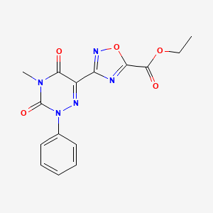molecular formula C15H13N5O5 B3168806 Ethyl 3-(4-methyl-3,5-dioxo-2-phenyl-2,3,4,5-tetrahydro-1,2,4-triazin-6-yl)-1,2,4-oxadiazole-5-carboxylate CAS No. 933194-25-3