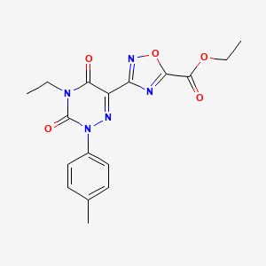 molecular formula C17H17N5O5 B3168826 Ethyl 3-[4-ethyl-2-(4-methylphenyl)-3,5-dioxo-2,3,4,5-tetrahydro-1,2,4-triazin-6-yl]-1,2,4-oxadiazole-5-carboxylate CAS No. 933219-97-7