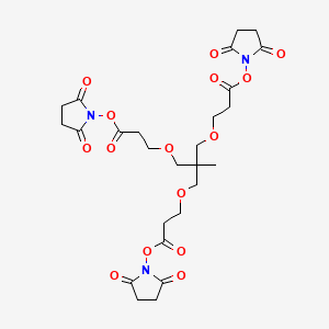 molecular formula C26H33N3O15 B3181997 m-C-tri(CH2-PEG1-NHS ester) 