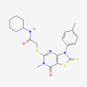 molecular formula C21H24N4O2S3 B3202907 N-cyclohexyl-2-{[6-methyl-3-(4-methylphenyl)-7-oxo-2-sulfanylidene-2H,3H,6H,7H-[1,3]thiazolo[4,5-d]pyrimidin-5-yl]sulfanyl}acetamide CAS No. 1021221-13-5