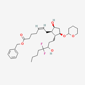 B3236327 (Z)-Benzyl 7-((1R,2R,3R,5S)-2-(4,4-difluoro-3-hydroxyoctyl)-5-hydroxy-3-((tetrahydro-2H-pyran-2-yl)oxy)cyclopentyl)hept-5-enoate CAS No. 136790-77-7