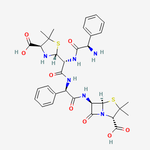 molecular formula C32H38N6O8S2 B3275333 Glycinamide, (2R)-2-phenylglycyl-(2R)-2-[(2R,4S)-4-carboxy-5,5-dimethyl-2-thiazolidinyl]glycyl-N-[(2S,5R,6R)-2-carboxy-3,3-dimethyl-7-oxo-4-thia-1-azabicyclo[3.2.0]hept-6-yl]-2-phenyl-, (2R)- CAS No. 62326-82-3