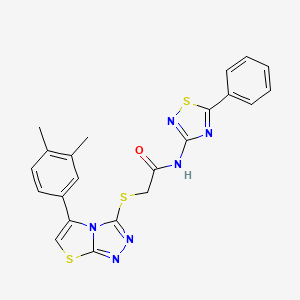 molecular formula C22H18N6OS3 B3279289 2-[[5-(3,4-dimethylphenyl)-[1,3]thiazolo[2,3-c][1,2,4]triazol-3-yl]sulfanyl]-N-(5-phenyl-1,2,4-thiadiazol-3-yl)acetamide CAS No. 690645-44-4