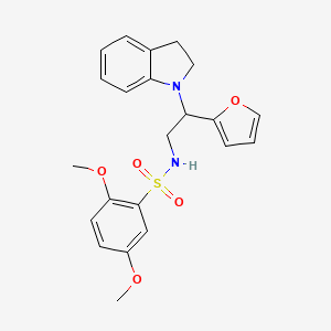 molecular formula C22H24N2O5S B3298813 N-[2-(2,3-dihydro-1H-indol-1-yl)-2-(furan-2-yl)ethyl]-2,5-dimethoxybenzene-1-sulfonamide CAS No. 898416-27-8