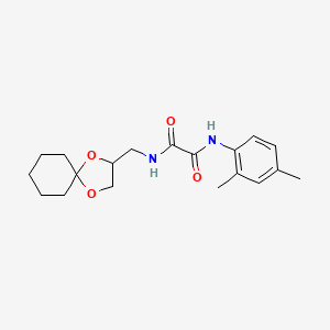 molecular formula C19H26N2O4 B3300142 N'-(2,4-dimethylphenyl)-N-({1,4-dioxaspiro[4.5]decan-2-yl}methyl)ethanediamide CAS No. 900006-82-8