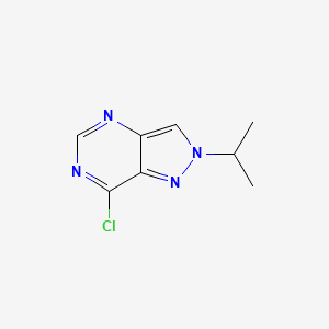 molecular formula C8H9ClN4 B3305559 7-Chloro-2-isopropyl-2H-pyrazolo[4,3-d]pyrimidine CAS No. 923283-07-2