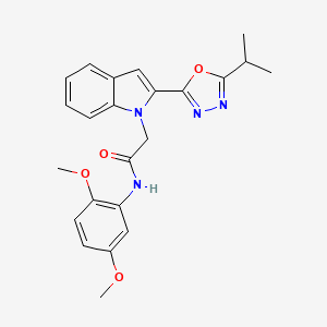 molecular formula C23H24N4O4 B3310938 N-(2,5-dimethoxyphenyl)-2-{2-[5-(propan-2-yl)-1,3,4-oxadiazol-2-yl]-1H-indol-1-yl}acetamide CAS No. 946232-77-5