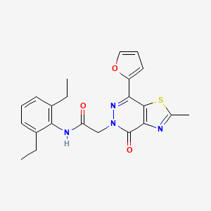 molecular formula C22H22N4O3S B3311086 N-(2,6-diethylphenyl)-2-(7-(furan-2-yl)-2-methyl-4-oxothiazolo[4,5-d]pyridazin-5(4H)-yl)acetamide CAS No. 946240-72-8