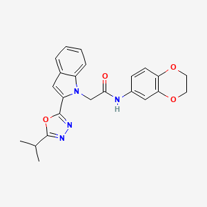 molecular formula C23H22N4O4 B3311359 N-(2,3-dihydro-1,4-benzodioxin-6-yl)-2-{2-[5-(propan-2-yl)-1,3,4-oxadiazol-2-yl]-1H-indol-1-yl}acetamide CAS No. 946257-74-5