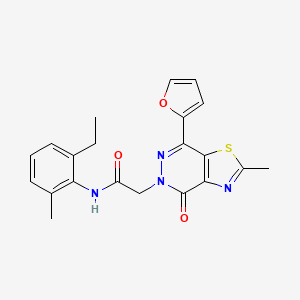 molecular formula C21H20N4O3S B3311479 N-(2-ethyl-6-methylphenyl)-2-(7-(furan-2-yl)-2-methyl-4-oxothiazolo[4,5-d]pyridazin-5(4H)-yl)acetamide CAS No. 946265-78-7