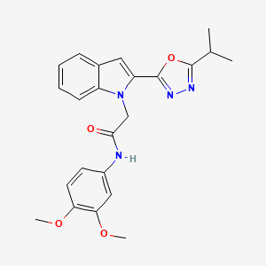 molecular formula C23H24N4O4 B3312930 N-(3,4-dimethoxyphenyl)-2-{2-[5-(propan-2-yl)-1,3,4-oxadiazol-2-yl]-1H-indol-1-yl}acetamide CAS No. 946335-56-4