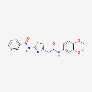 molecular formula C20H17N3O4S B3313282 N-(4-{[(2,3-dihydro-1,4-benzodioxin-6-yl)carbamoyl]methyl}-1,3-thiazol-2-yl)benzamide CAS No. 946357-37-5