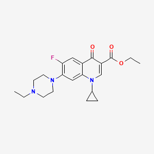 B3319173 Ethyl 1-cyclopropyl-6-fluoro-1,4-dihydro-4-oxo-7-(4-ethyl-1-piperazinyl)-3-quinolinecarboxylate CAS No. 107884-19-5