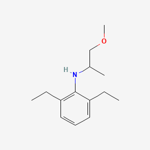2,6-diethyl-N-(1-methoxypropan-2-yl)aniline