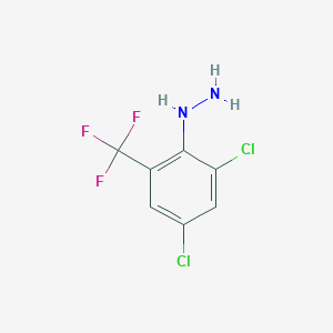molecular formula C7H5Cl2F3N2 B033667 (2,4-Dichloro-6-(trifluoromethyl)phenyl)hydrazine CAS No. 107047-29-0