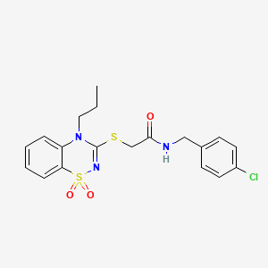 molecular formula C19H20ClN3O3S2 B3412639 N-[(4-chlorophenyl)methyl]-2-[(1,1-dioxo-4-propyl-4H-1lambda6,2,4-benzothiadiazin-3-yl)sulfanyl]acetamide CAS No. 933212-49-8