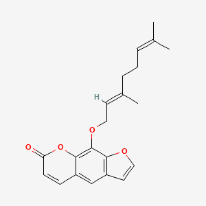 molecular formula C21H22O4 B3429045 9-((3,7-Dimethylocta-2,6-dien-1-yl)oxy)-7H-furo[3,2-g]chromen-7-one CAS No. 71612-25-4