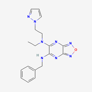 molecular formula C18H20N8O B3770037 N'-benzyl-N-ethyl-N-[2-(1H-pyrazol-1-yl)ethyl][1,2,5]oxadiazolo[3,4-b]pyrazine-5,6-diamine 