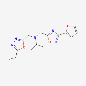 molecular formula C15H19N5O3 B3777698 N-[(5-ethyl-1,3,4-oxadiazol-2-yl)methyl]-N-{[3-(2-furyl)-1,2,4-oxadiazol-5-yl]methyl}propan-2-amine 