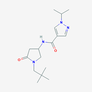 molecular formula C16H26N4O2 B3818936 N-[1-(2,2-dimethylpropyl)-5-oxopyrrolidin-3-yl]-1-propan-2-ylpyrazole-4-carboxamide 