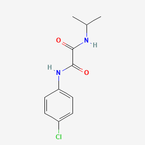 molecular formula C11H13ClN2O2 B3848353 N-(4-chlorophenyl)-N'-(propan-2-yl)ethanediamide 