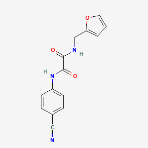 molecular formula C14H11N3O3 B4390338 N~1~-(4-CYANOPHENYL)-N~2~-(2-FURYLMETHYL)ETHANEDIAMIDE 
