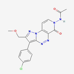 molecular formula C18H15ClN6O3 B4498942 N-[3-(4-chlorophenyl)-2-(methoxymethyl)-6-oxopyrazolo[5,1-c]pyrido[4,3-e][1,2,4]triazin-7(6H)-yl]acetamide 
