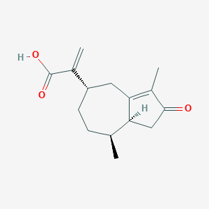 molecular formula C15H20O3 B053532 2-[(5S,8S,8aS)-3,8-二甲基-2-氧代-4,5,6,7,8,8a-六氢-1H-氮杂苊-5-基]丙-2-烯酸 CAS No. 115473-63-7