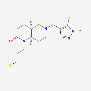 molecular formula C18H30N4OS B5421731 (4aS*,8aR*)-6-[(1,5-dimethyl-1H-pyrazol-4-yl)methyl]-1-[3-(methylthio)propyl]octahydro-1,6-naphthyridin-2(1H)-one 