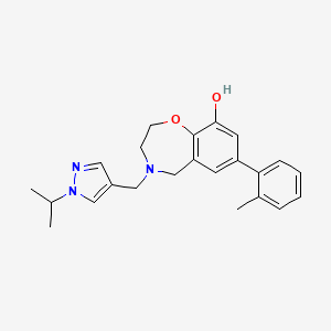 molecular formula C23H27N3O2 B5501537 4-[(1-isopropyl-1H-pyrazol-4-yl)methyl]-7-(2-methylphenyl)-2,3,4,5-tetrahydro-1,4-benzoxazepin-9-ol 