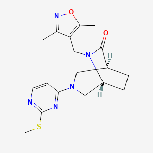 molecular formula C18H23N5O2S B5510944 (1S,5R)-6-[(3,5-dimethyl-1,2-oxazol-4-yl)methyl]-3-(2-methylsulfanylpyrimidin-4-yl)-3,6-diazabicyclo[3.2.2]nonan-7-one 